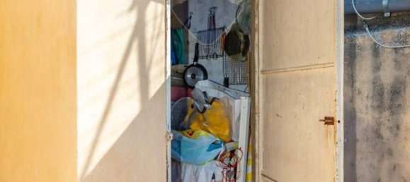 6 rooms Apartment in Caltagirone, Italy No. 232950 28