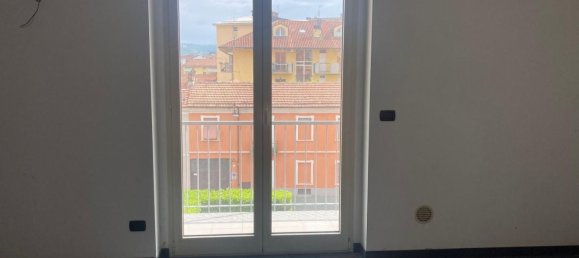 5 rooms Apartment in Alba, Italy No. 149671 2