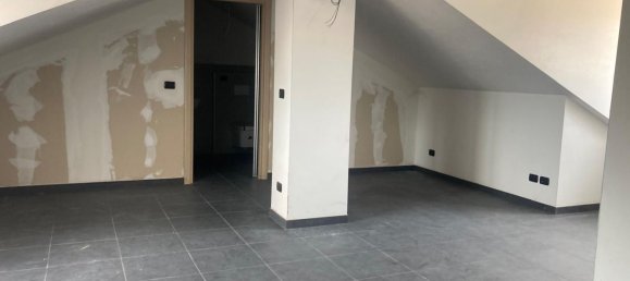 5 rooms Apartment in Alba, Italy No. 149671 9