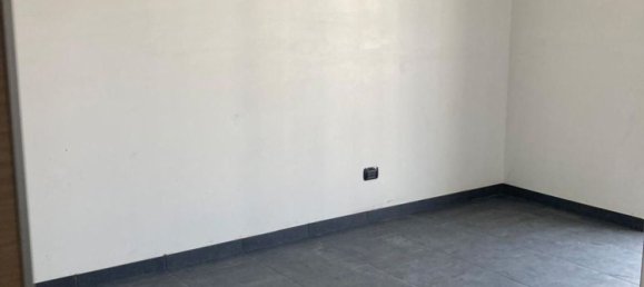 5 rooms Apartment in Alba, Italy No. 149671 4