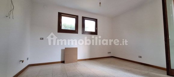 2 غرف نوم فيلا في San Martino Buon Albergo, Italy رقم 272912 9