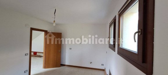 2 غرف نوم فيلا في San Martino Buon Albergo, Italy رقم 272912 8