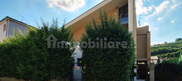 2 غرف نوم فيلا في San Martino Buon Albergo, Italy رقم 272912 3