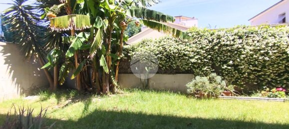 Квартира с 3 спальнями в Пескара, Италия № 165844 22