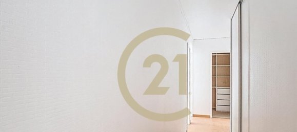 Квартира с 3 спальнями в Вилье-ле-Бель, Франция № 319399 14