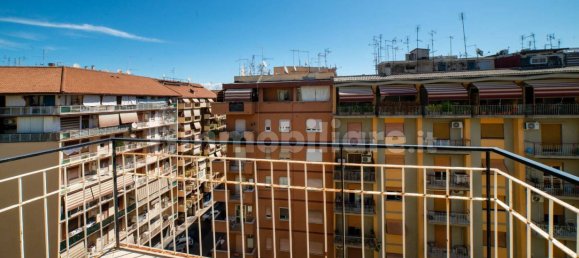 2 bedrooms Apartment in Rome, Italy No. 311812 19