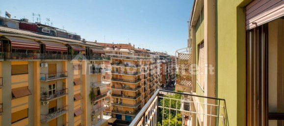 2 bedrooms Apartment in Rome, Italy No. 311812 21