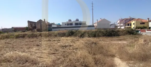  Land in Seixal, Portugal No. 82719 4