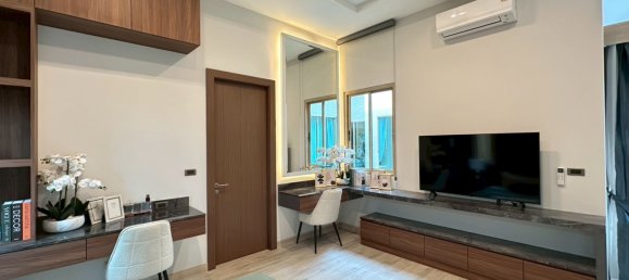 4 bedrooms Villa for sale in Pattaya, Chonburi, Eastern Thailand, Thailand № 60159 6