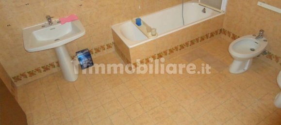 Imóvel comercial de 5 divisões em Brignano Gera d'Adda, Italy N.º 82601 18