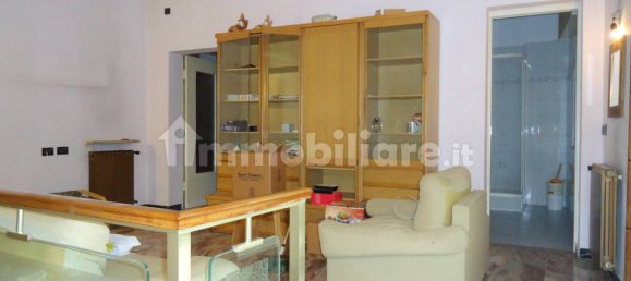 Imóvel comercial de 5 divisões em Brignano Gera d'Adda, Italy N.º 82601 17