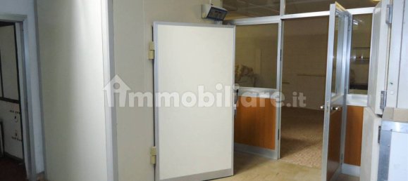 Imóvel comercial de 5 divisões em Brignano Gera d'Adda, Italy N.º 82601 11