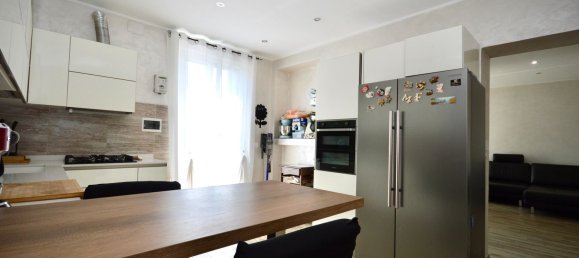 Apartamento de 4 dormitorios en Turin, Italy No. 348662 7