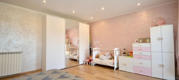 Apartamento de 4 dormitorios en Turin, Italy No. 348662 19