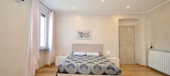 Apartamento de 4 dormitorios en Turin, Italy No. 348662 44