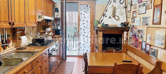 3 bedrooms Apartment in Spoleto, Italy No. 82480 9
