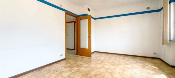 2430m² Building in Cureggio, Italy No. 270682 10