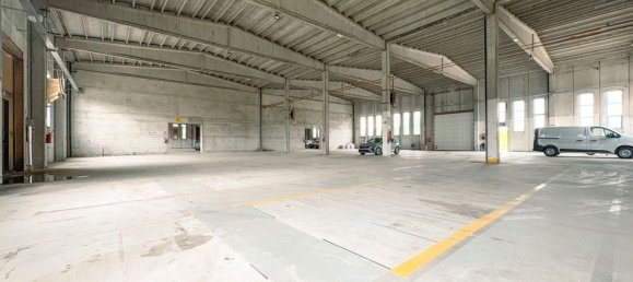 2430m² Building in Cureggio, Italy No. 270682 16