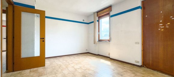 2430m² Building in Cureggio, Italy No. 270682 9