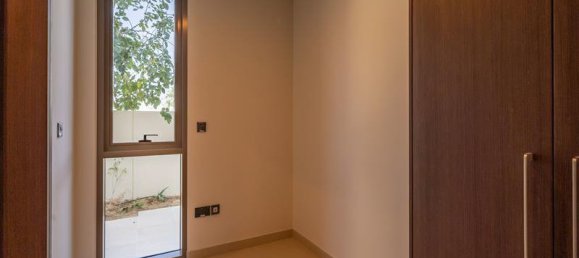 Villa T4 em Dubai Hills Estate, UAE N.º 3376 16