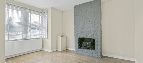 Casa T3 em Surrey, United Kingdom N.º 8571 2