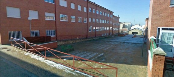 Terreno en Segovia, Spain 7800 m² No. 28646 14