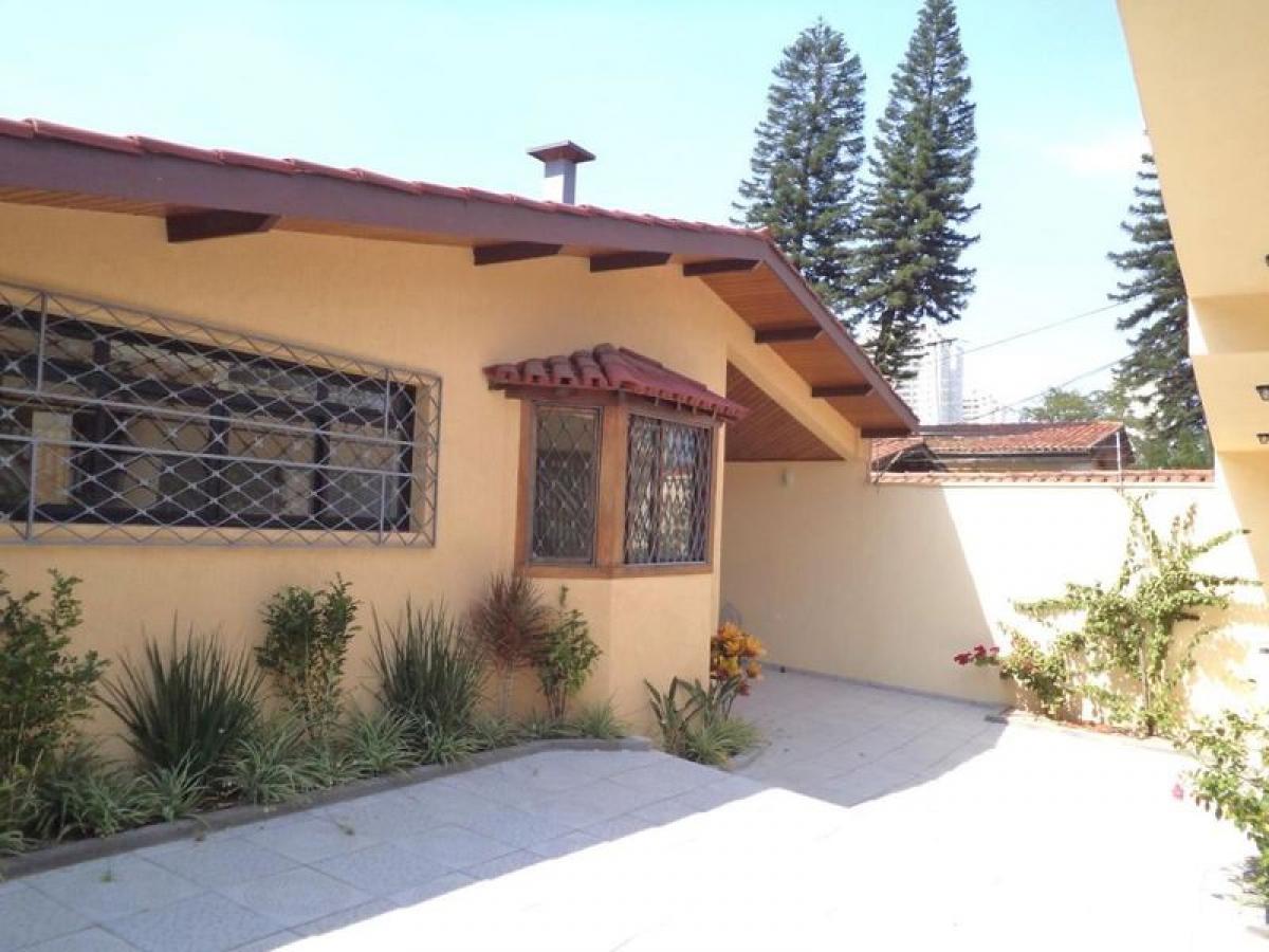 Дом с 4 спальнями в Сан-Паулу, Бразилия № 515230