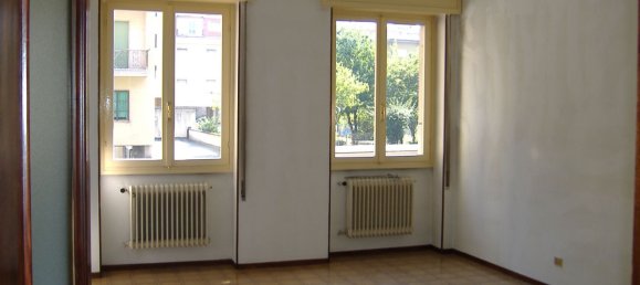 3غرفة شقة في Brescia, Italy رقم 335576 4