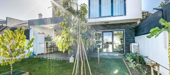 2 bedrooms Villa in Cascais, Portugal No. 54714 4