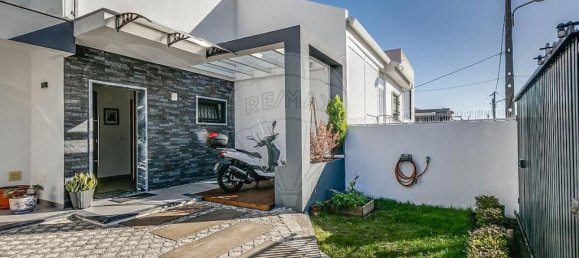 2 bedrooms Villa in Cascais, Portugal No. 54714 47