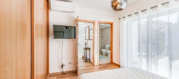 2 bedrooms Villa in Cascais, Portugal No. 54714 35