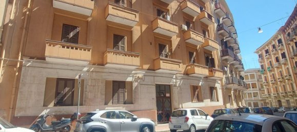 Квартира с 2 спальнями в Таранто, Италия № 379481 17