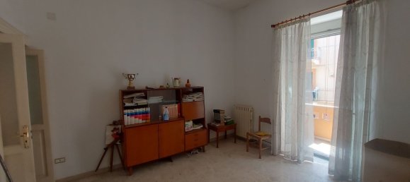 Квартира с 2 спальнями в Таранто, Италия № 379481 12