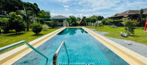 8 bedrooms Cafe / restaurant in Bang Lamung, Thailand No. 15642 7