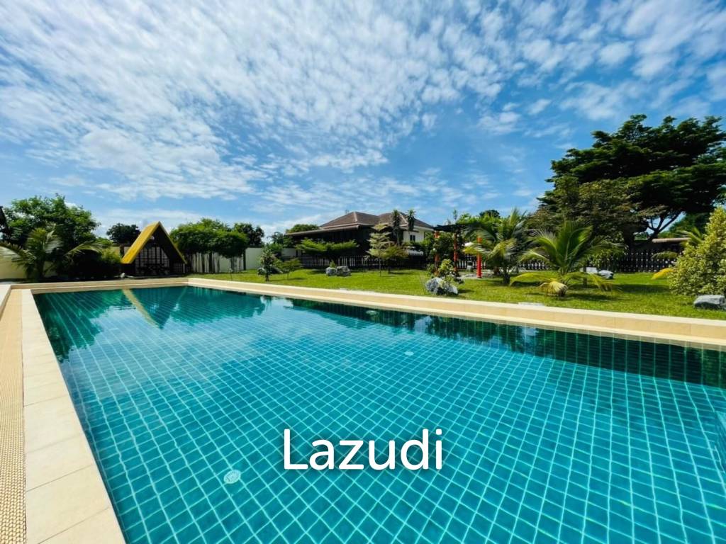 8 bedrooms Cafe / restaurant in Bang Lamung, Thailand No. 15642