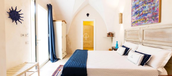 7 bedrooms Castles in Oria, Italy No. 64447 22