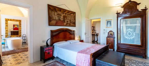 7 bedrooms Castles in Oria, Italy No. 64447 19