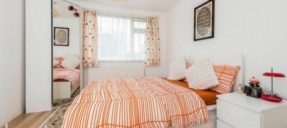 3 bedrooms House in Hayes, United Kingdom No. 5046 8