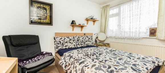 3 bedrooms House in Hayes, United Kingdom No. 5046 7