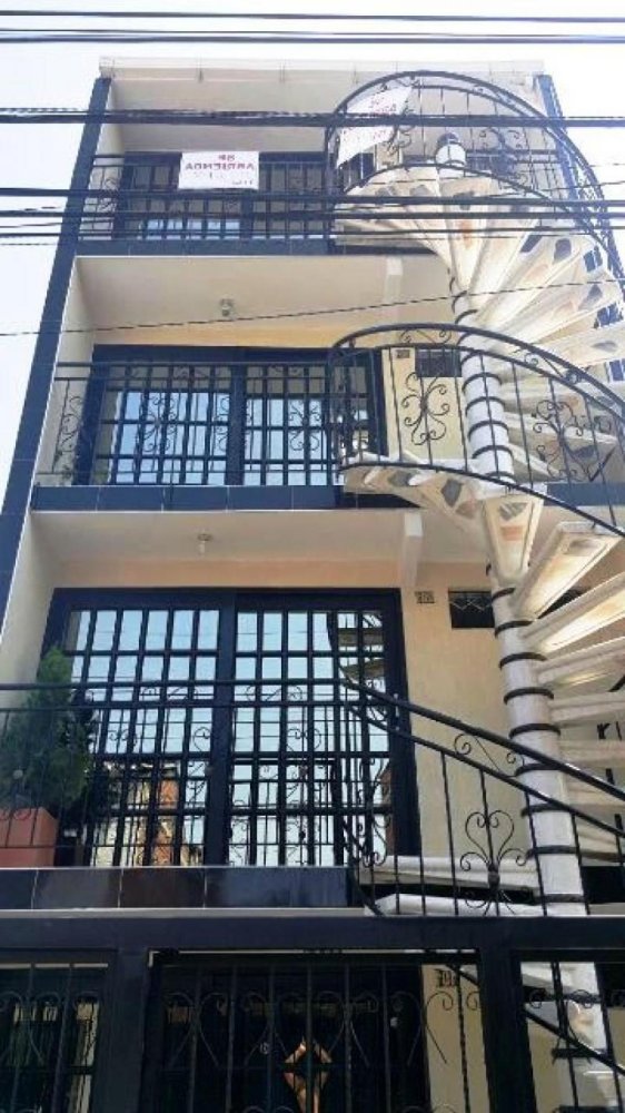 8 bedrooms House in Valle del Cauca, Colombia No. 4755