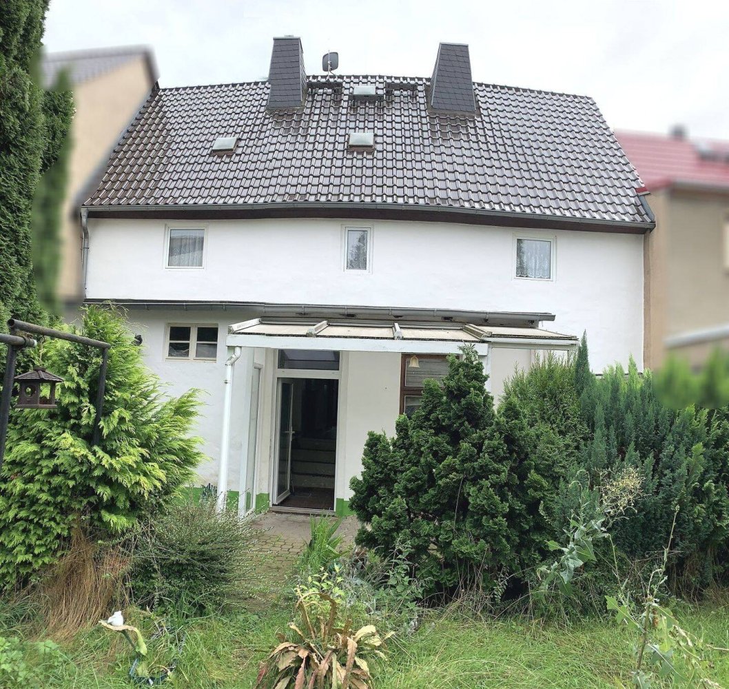 Таунхаус с 4 комнатами в Средняя Саксония, Германия № 371377