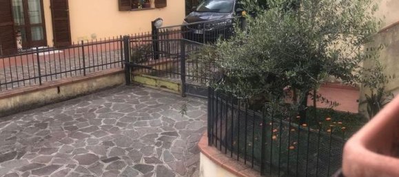 Casa de 7 divisões em Pistoia, Italy N.º 233849 13