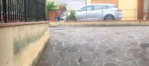 Casa de 7 divisões em Pistoia, Italy N.º 233849 14