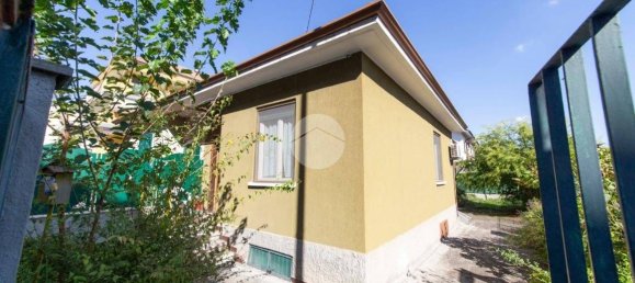 2 bedrooms Villa in Rozzano, Italy No. 363762 4