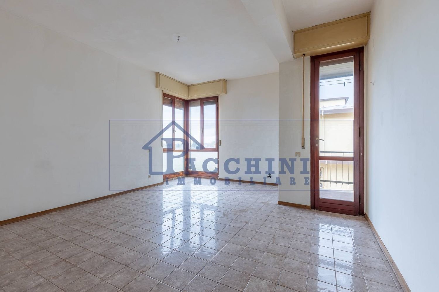 5 bedrooms Apartment in Pisa, Italy No. 336740