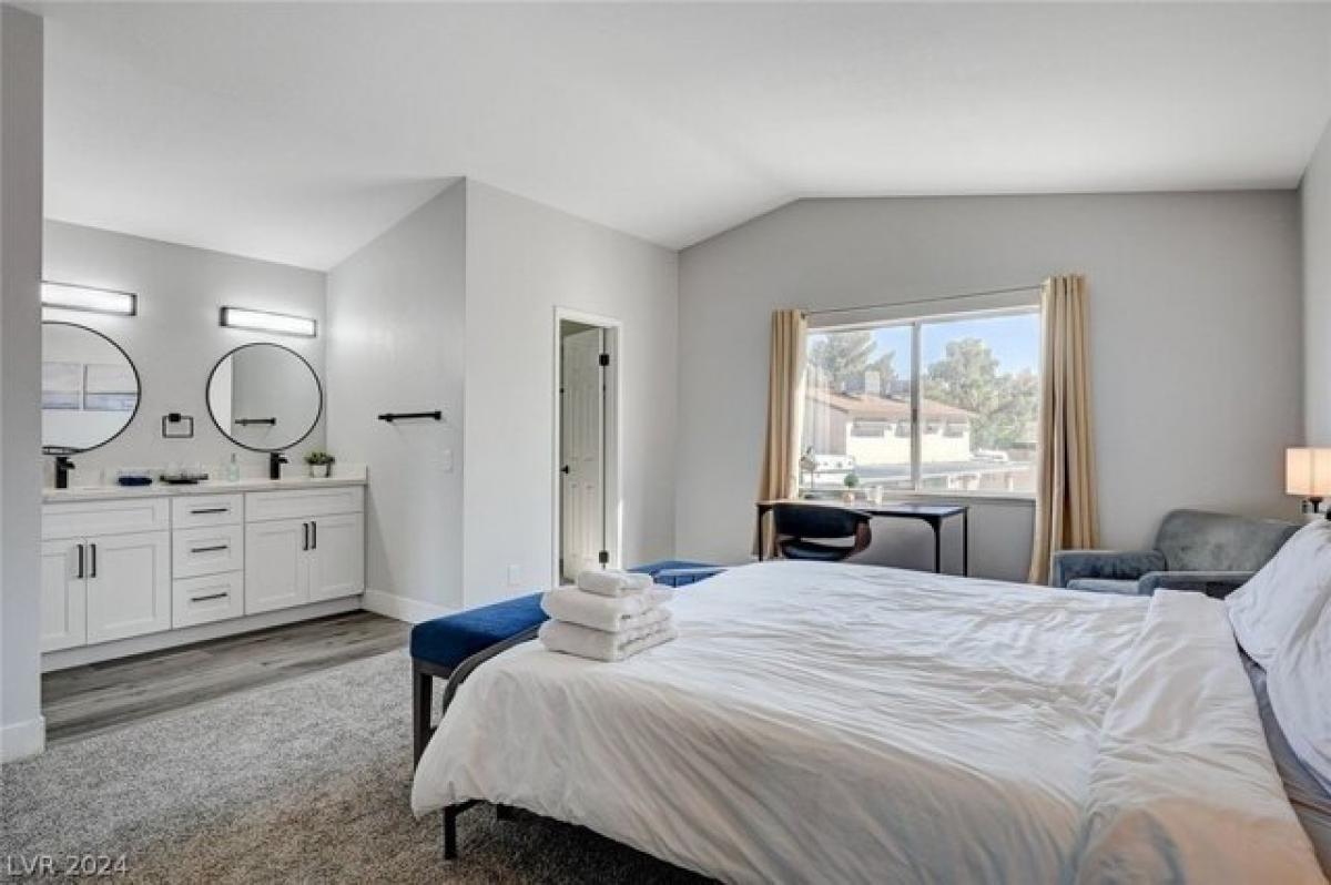 4 bedrooms House in Las Vegas, USA No. 374443