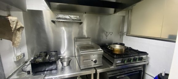 Gewerbliche Immobilie in Sant Marti, Spain 100m², Nr. 188943 5