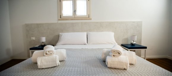 8 rooms House in Castellammare del Golfo, Italy No. 50423 10