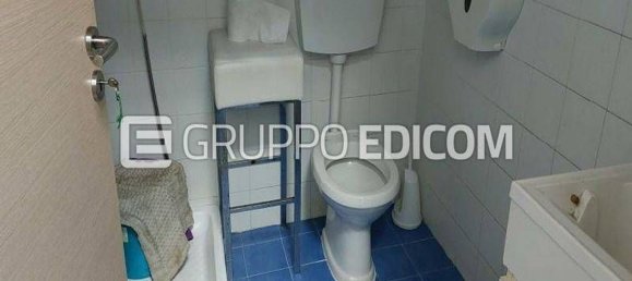 184m² Commercial property in Catanzaro, Italy No. 381769 9