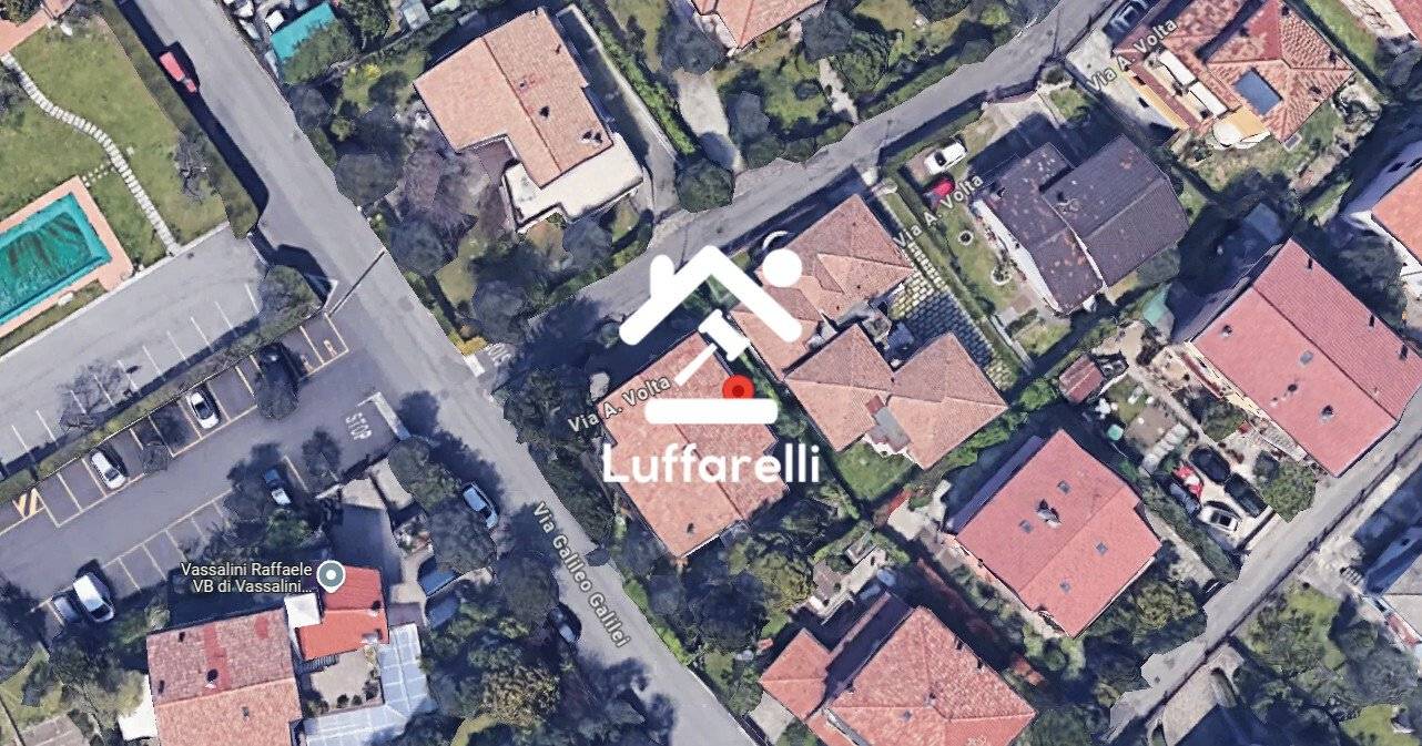 5 bedrooms Villa in Toscolano Maderno, Italy No. 14501